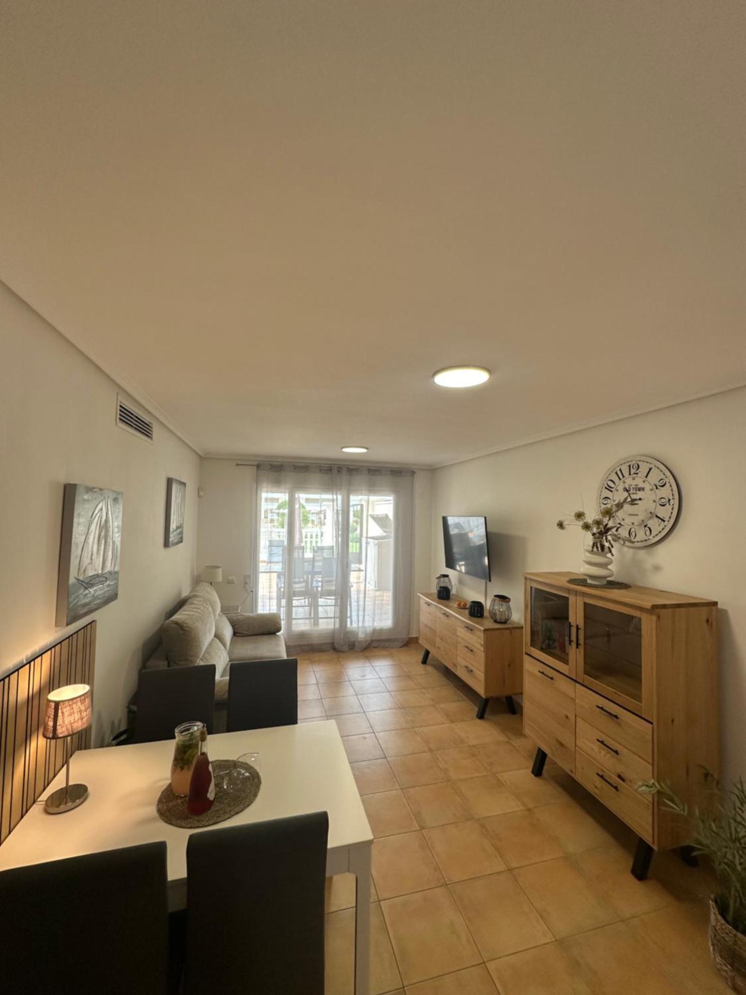 Schoene Mit Pool Und Terrasse. Denia